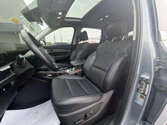 Used 2024 Silver Kia S image 13
