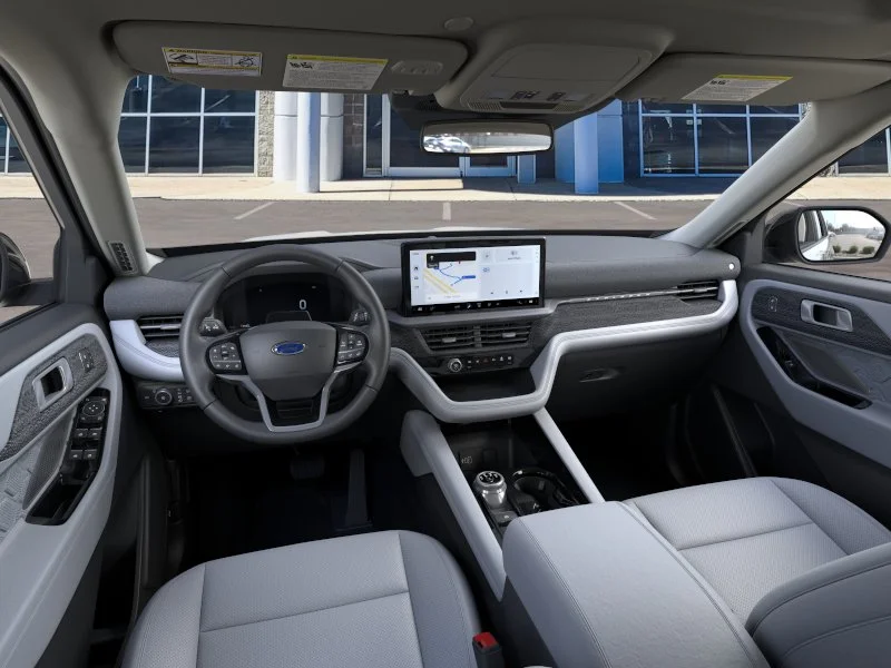 New 2026 Star White Metallic Tri-Coat Ford Platinum® image 9