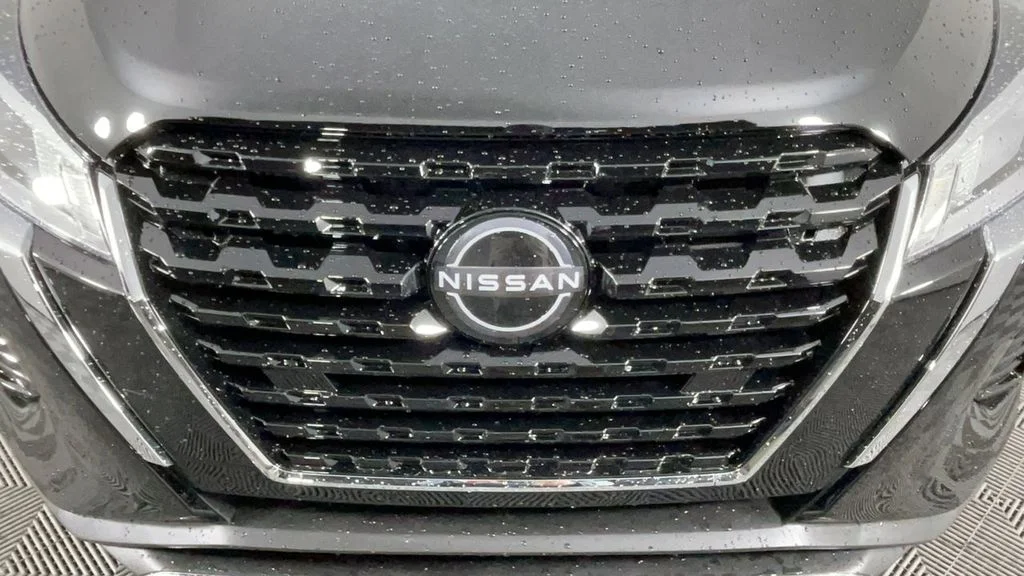 2025 Nissan KICKS PLAY Base - Photo 10