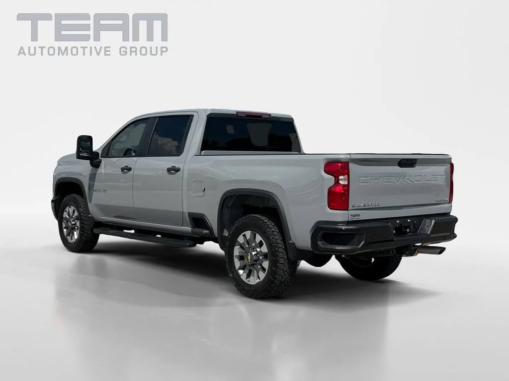 Used 2025 Slate Gray Metallic Chevrolet Custom image 5