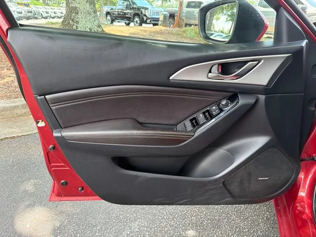 Used 2018 Red Mazda Touring image 10