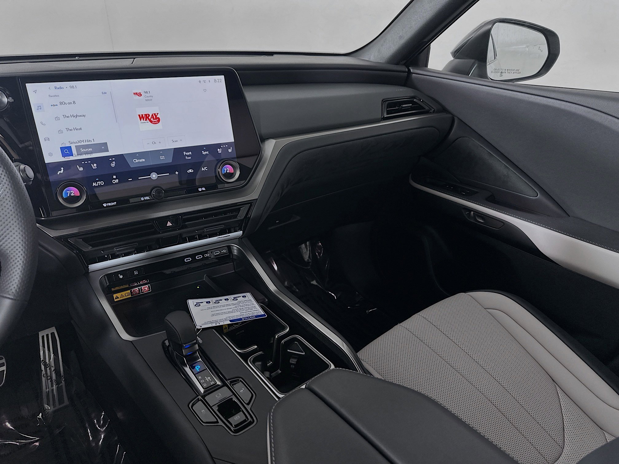New 2026 Wind Chill Pearl Lexus TX 500h F SPORT PERFORMANCE PREMIUM AWD image 21