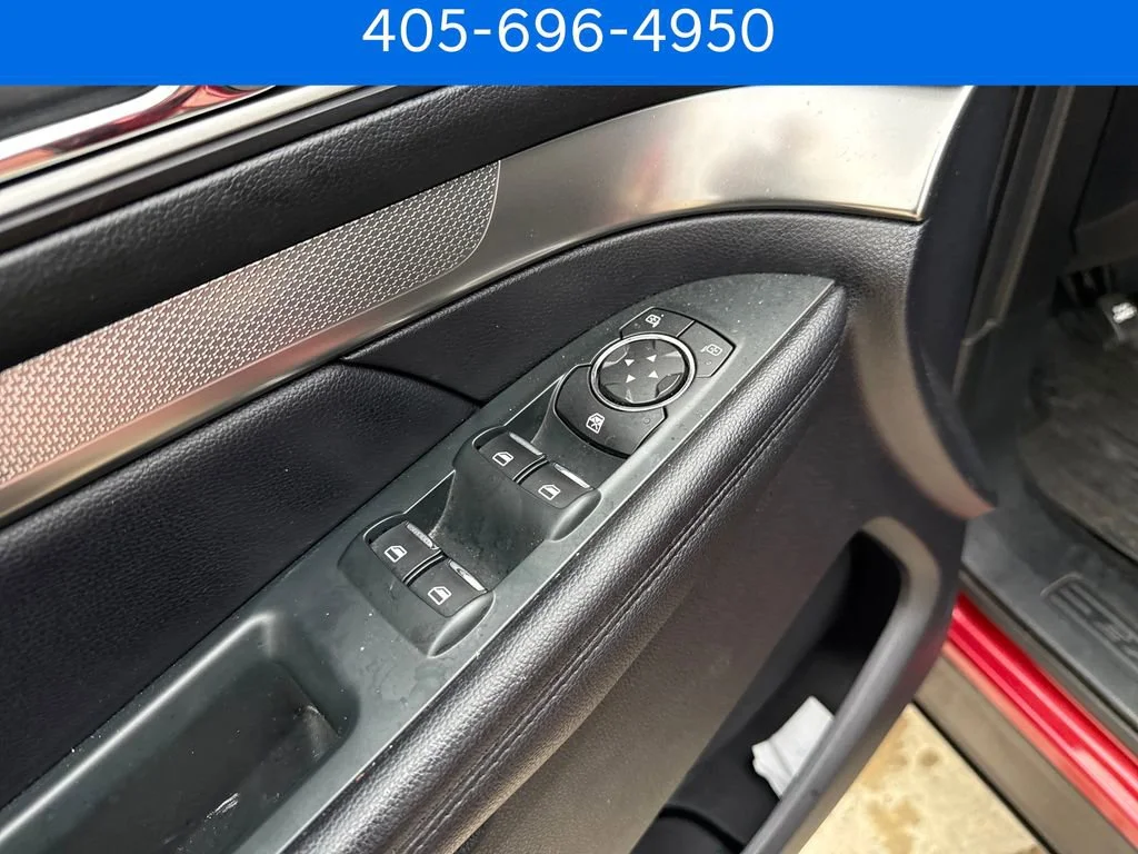 Pre-Owned 2019 Ford Explorer XLT