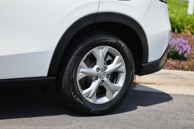 Certified Used 2023 Platinum White Pearl Honda LX image 5