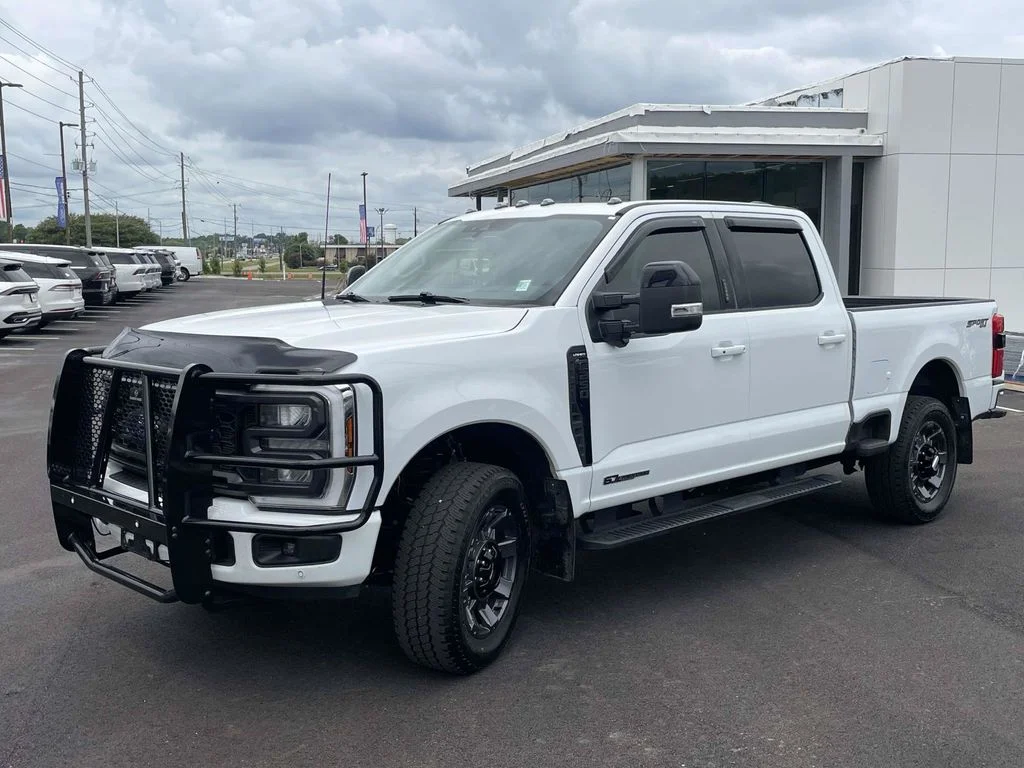 Used 2024 White Ford Lariat image 7