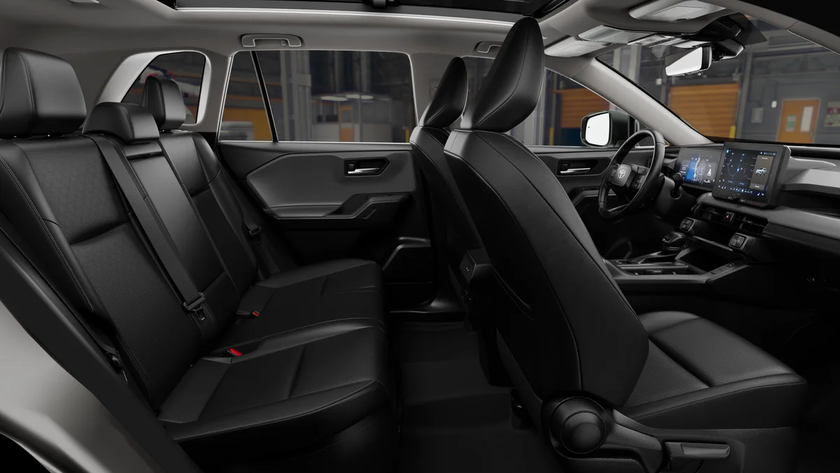 New 2026 Ice Cap Toyota XLE Premium image 21