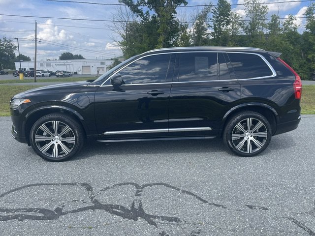 Used 2025 Black Volvo Plus image 2