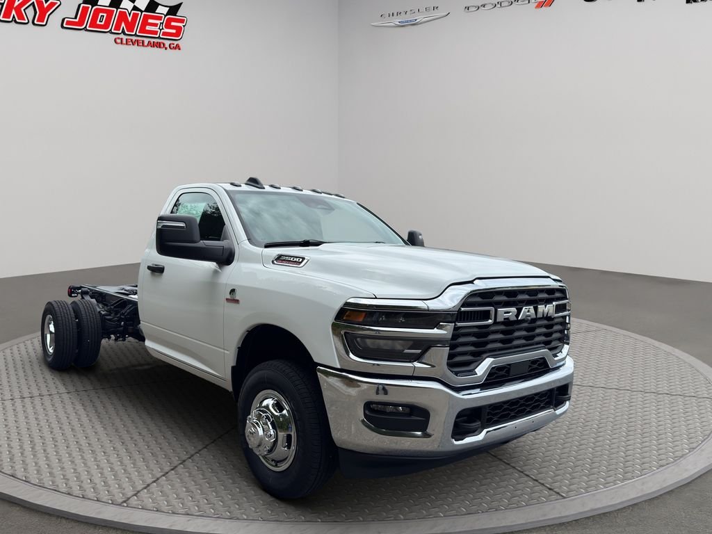 New 2026 Bright White Clear-Coat Exterior Paint RAM Tradesman image 12