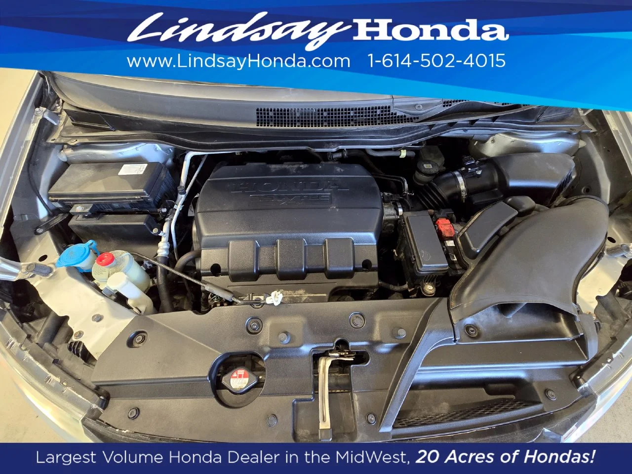 Used 2017 Lunar Silver Metallic Honda SE image 24