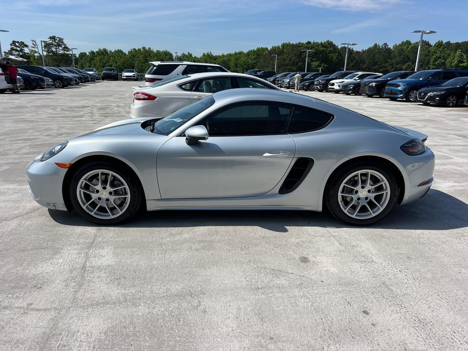 Used 2018 Rhodium Silver Metallic Porsche 718 Cayman image 8