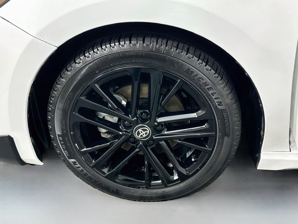 Used 2025 White Toyota SE image 31