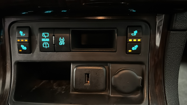 Used 2017 Mosaic Black Metallic Chevrolet LT image 20