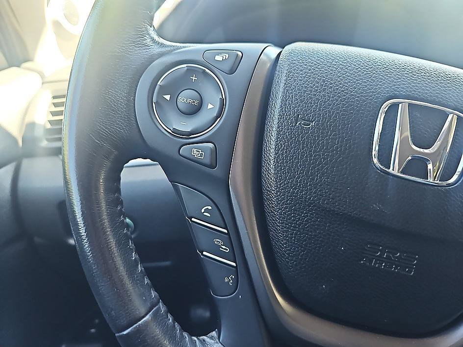 Used 2017 Modern Steel Metallic Honda EX-L image 21