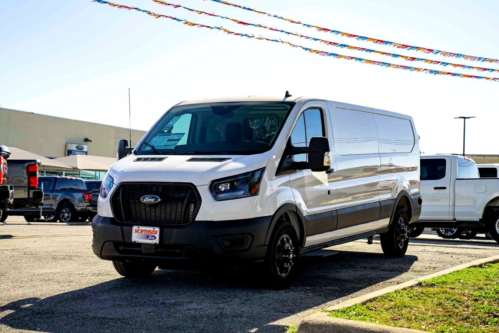 New 2024 Oxford White Ford  image 7