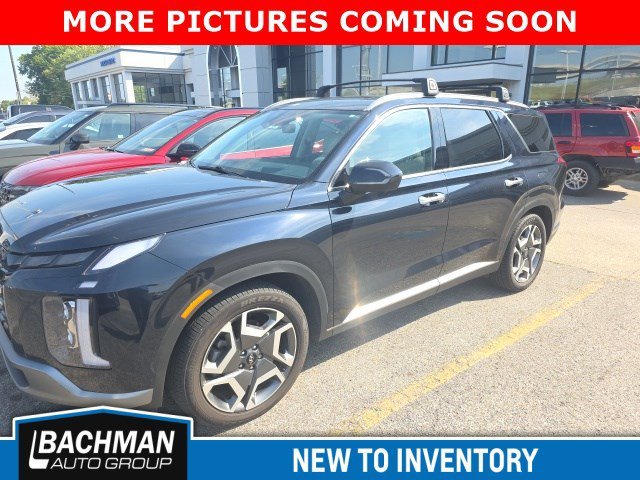 Used 2023 Moonlight Cloud Hyundai Limited image 3