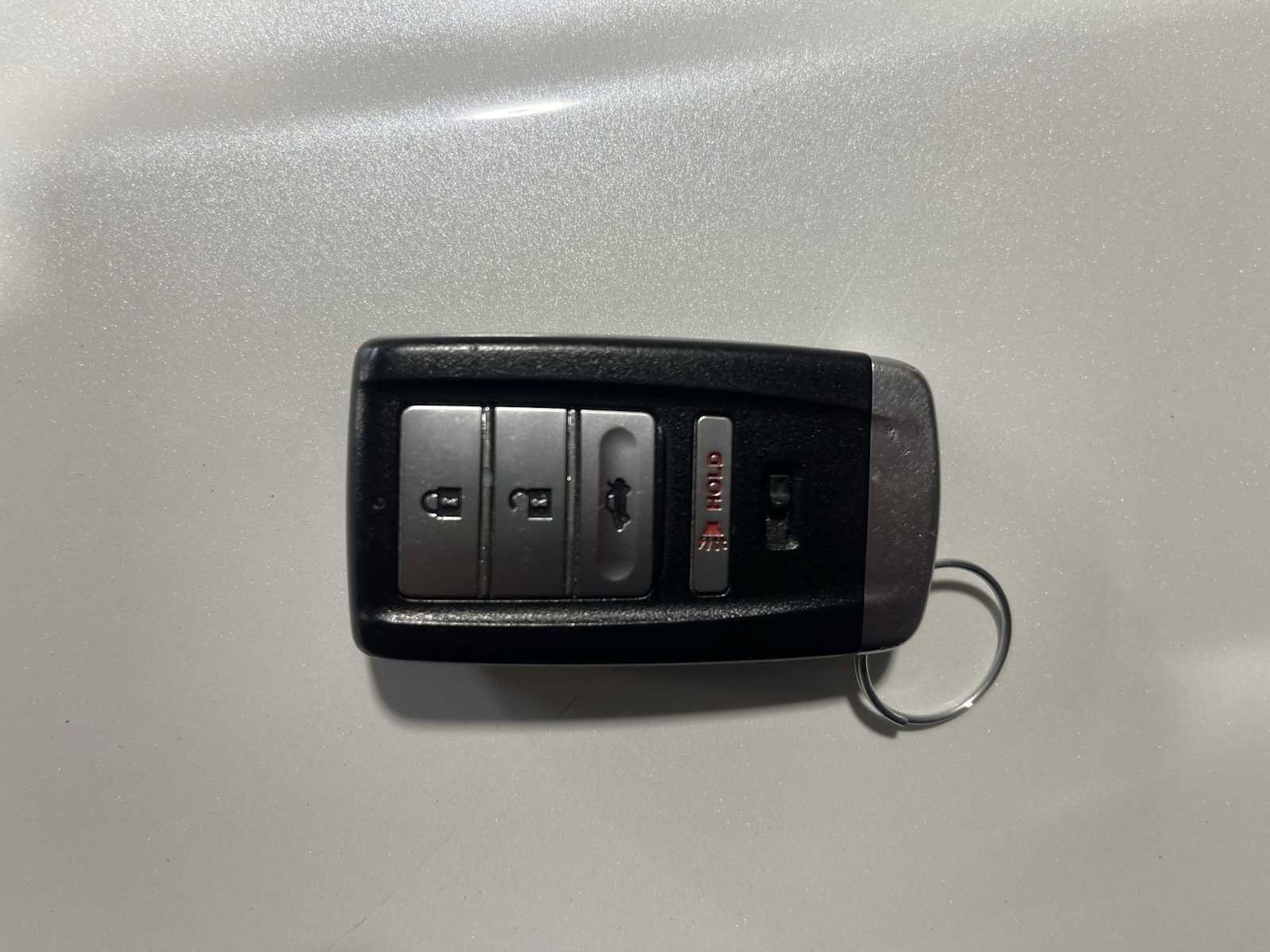 Used 2018 Bellanova White Pearl Acura  image 47