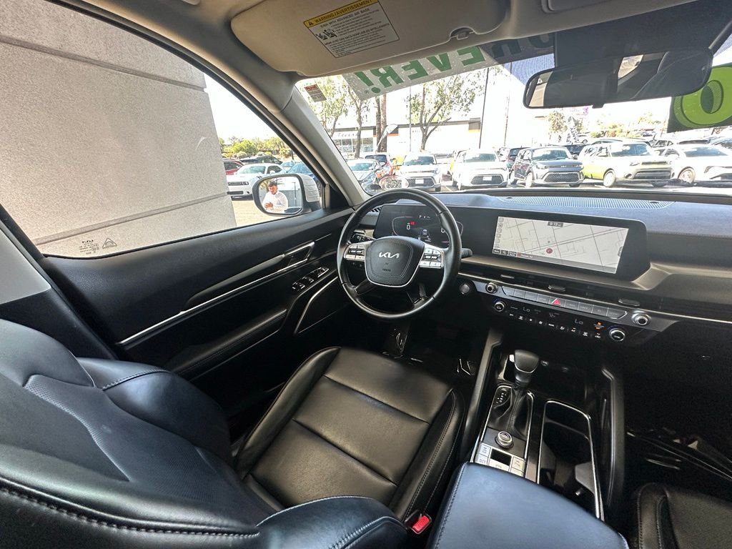 Used 2024 White Kia LX image 16