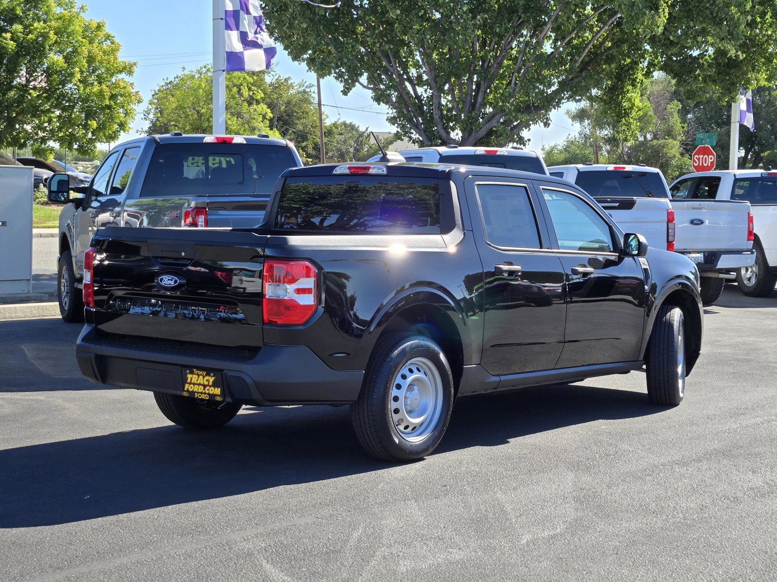 New 2026 Shadow Black Ford XL image 4