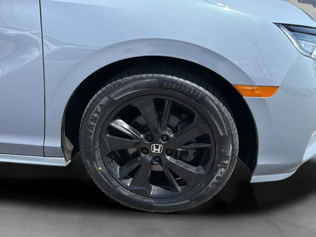 Used 2023  Honda Sport image 19