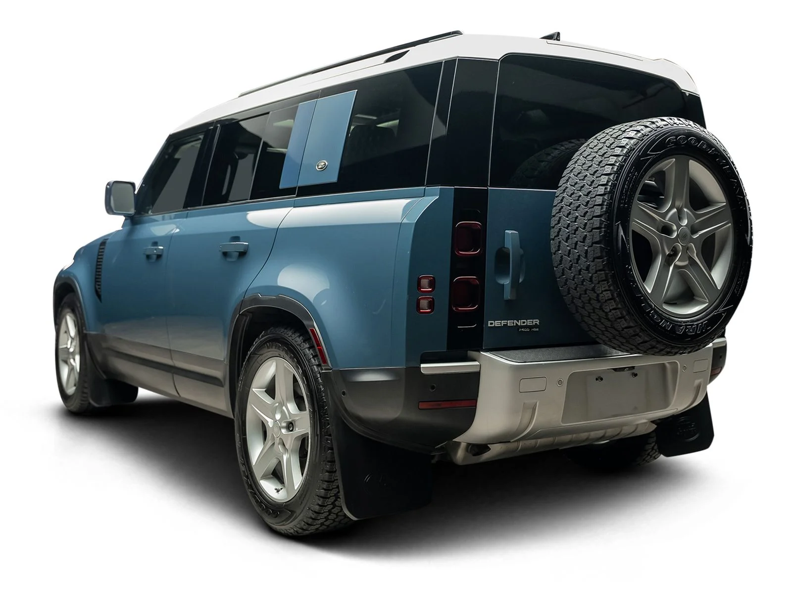 Used 2020 Blue Land Rover HSE image 10
