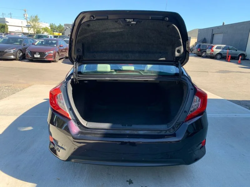 Used 2016 Black Honda LX Sedan 4D image 40