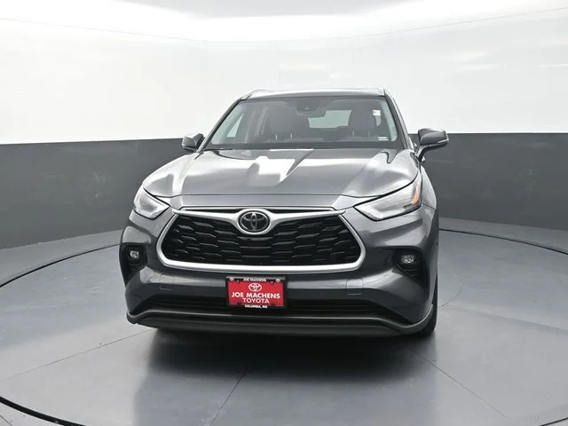 Used 2023 Gray Toyota XLE image 2