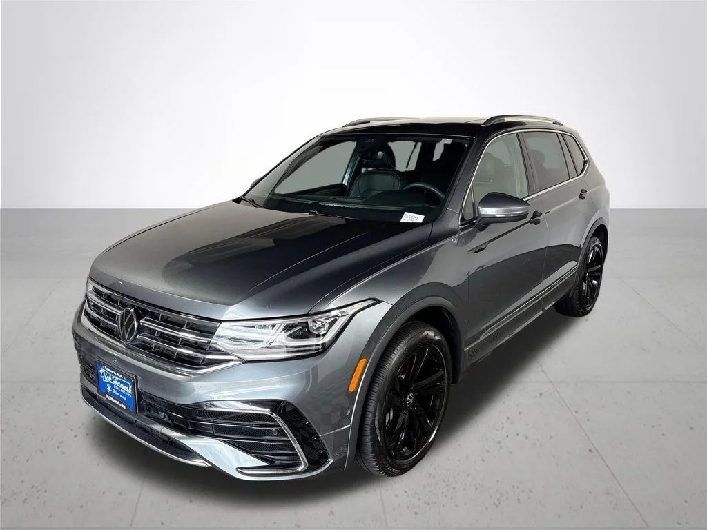 Used 2024 Gray Volkswagen 2.0T SEL R-Line image 2