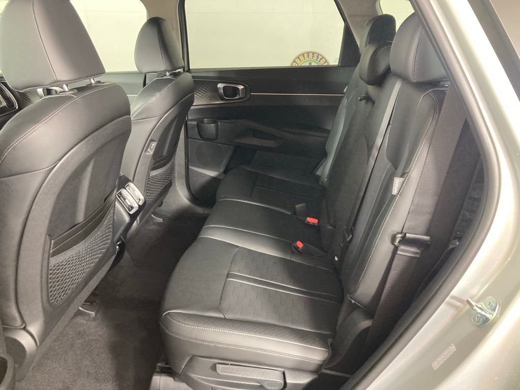 2026 Kia Sorento S - Photo 13