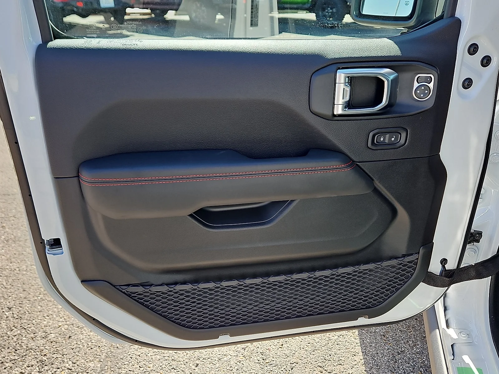 New 2026 Bright White Jeep 4-DOOR RUBICON image 12
