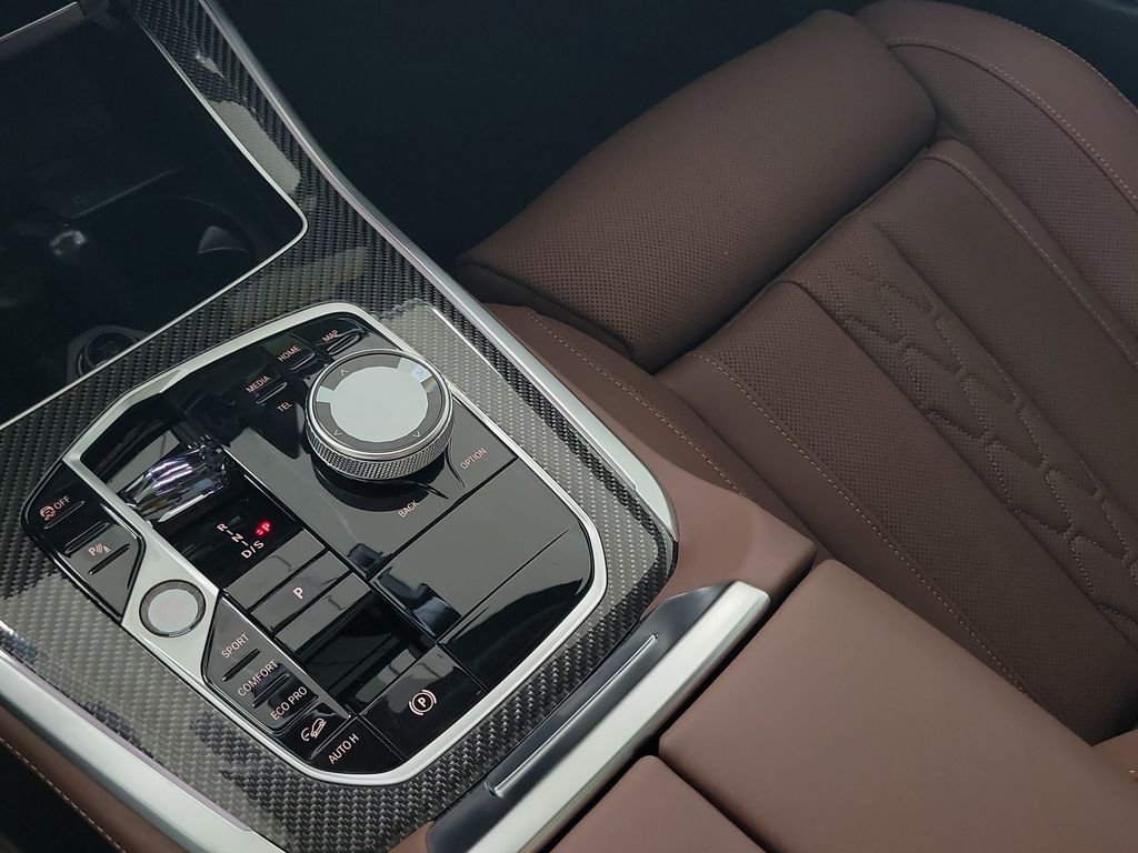 New 2026 Mineral White Metallic BMW M60i image 13