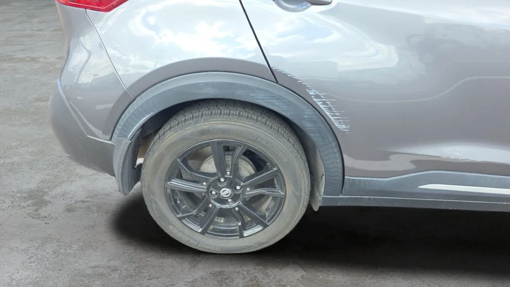 Used 2020 Gray Nissan SR image 21