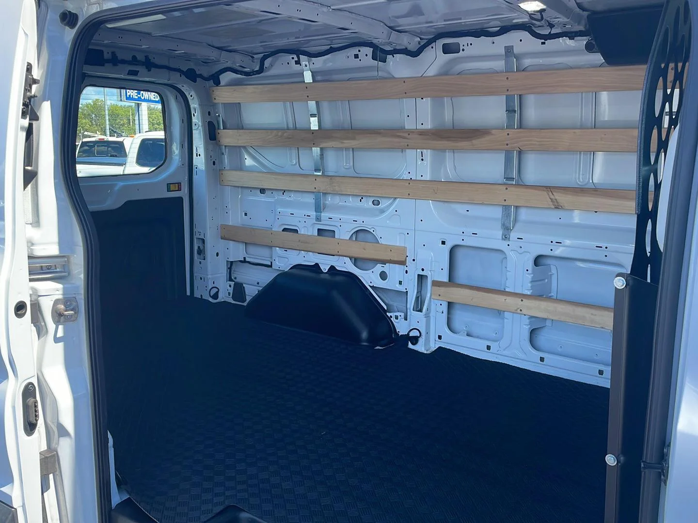 Used 2025 Oxford White Ford  image 23