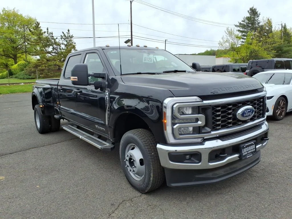 2026 Ford F-350 XLT 4x4 Crew Cab 8' Box DRW's photo
