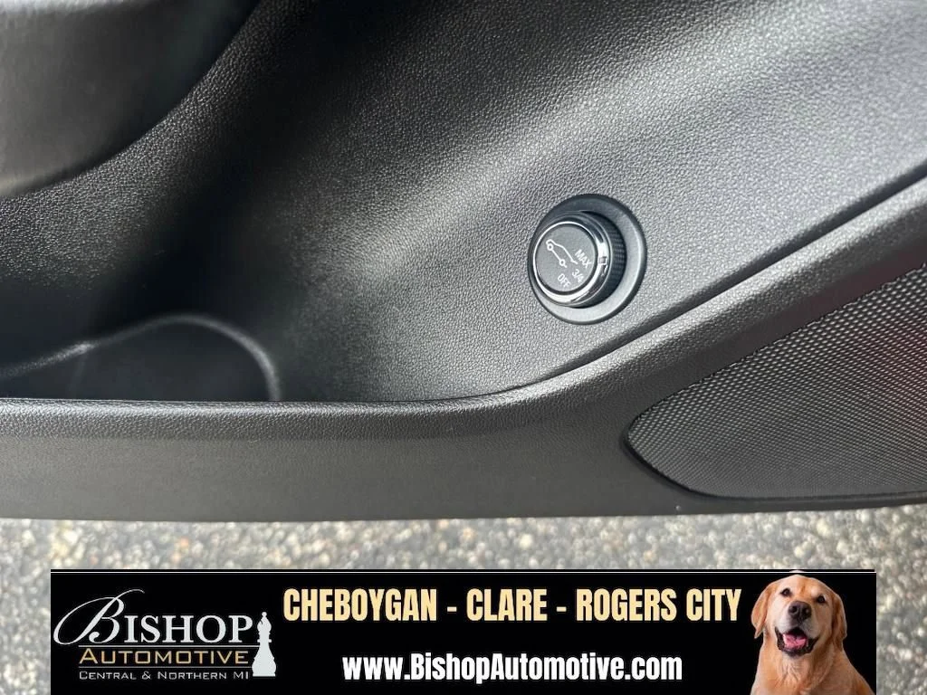 Pre-Owned 2024 Chevrolet Blazer 2LT image 31