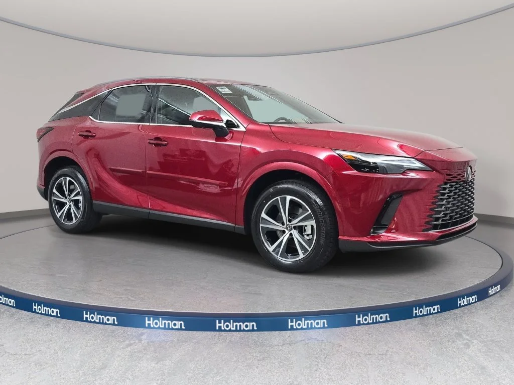 New 2026 Matador Red Mica Lexus PREMIUM image 3