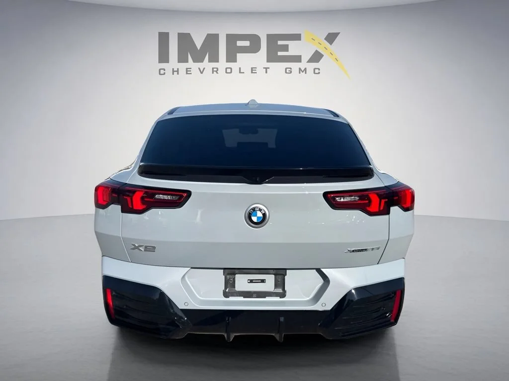 Used 2025 Brooklyn Grey Metallic BMW xDrive28i image 4
