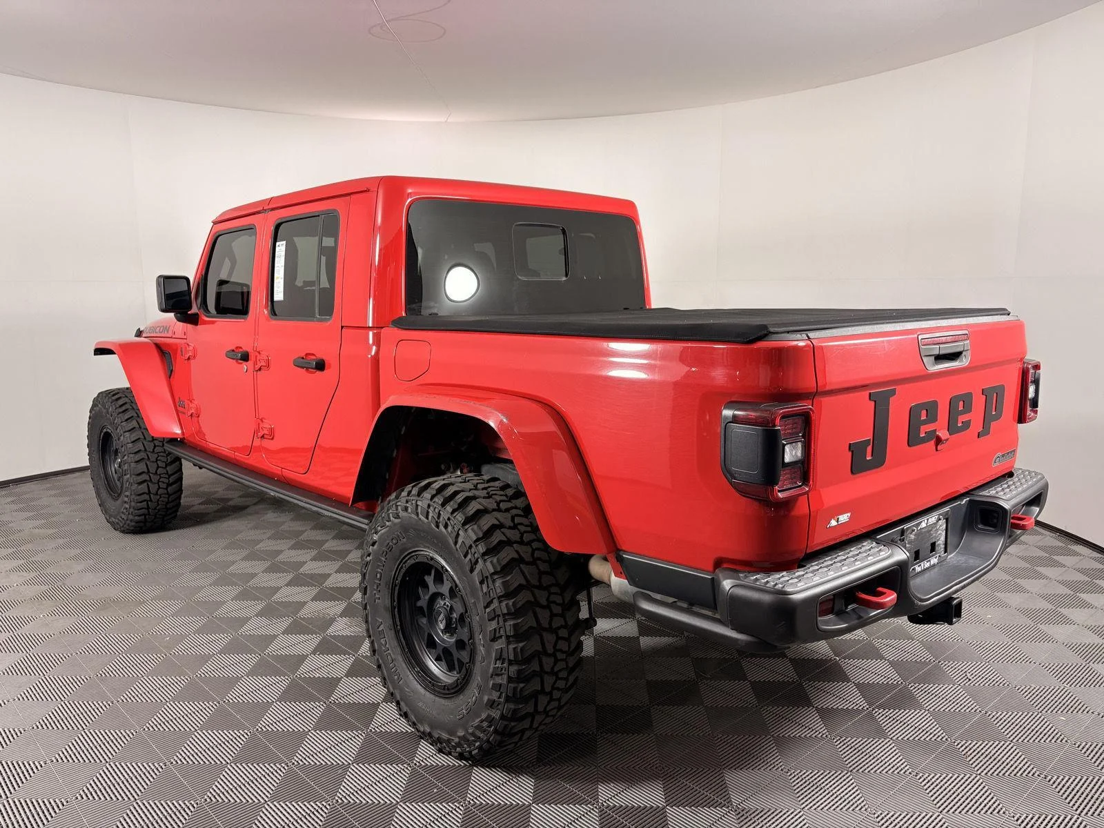 Used 2021 Firecracker Red Clearcoat Jeep Rubicon image 3