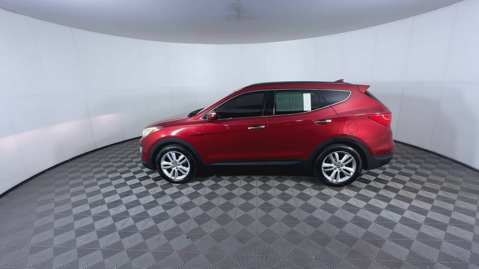 Used 2014 Serrano Red Hyundai  image 6