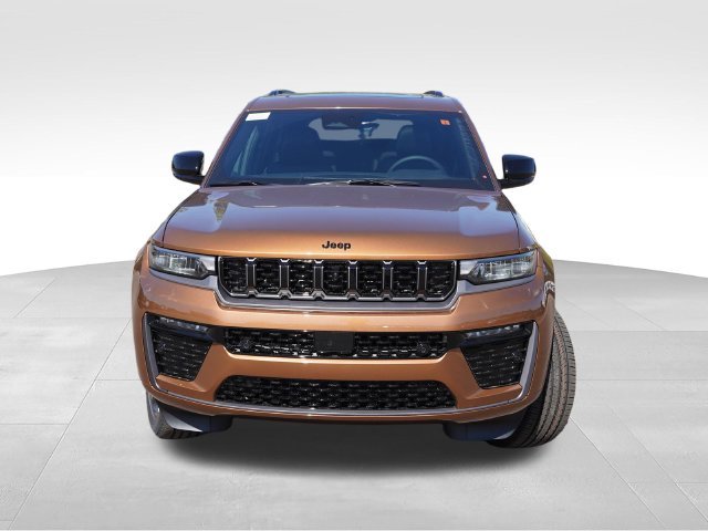 New 2027 Copper Shino Metallic Clear-Coat Paint Jeep Limited Reserve image 8
