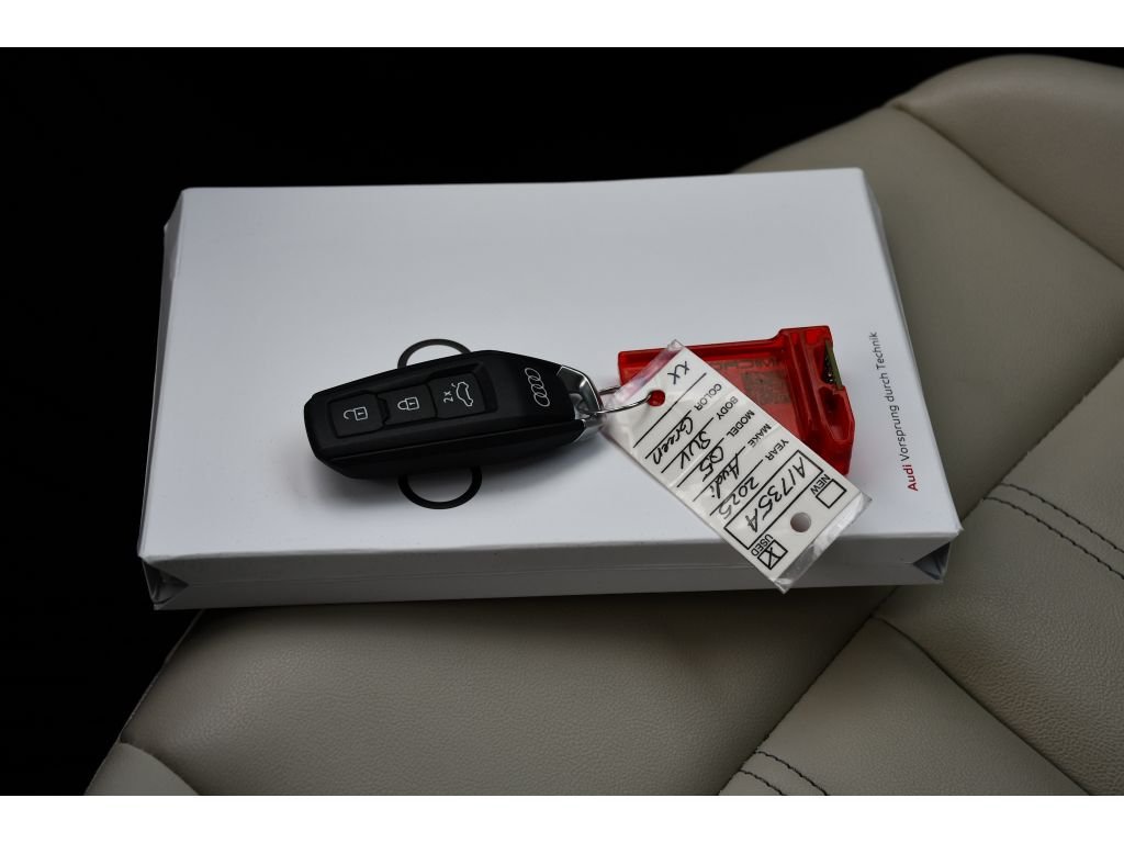 Used 2025 District Green Metallic Audi Premium Plus image 36