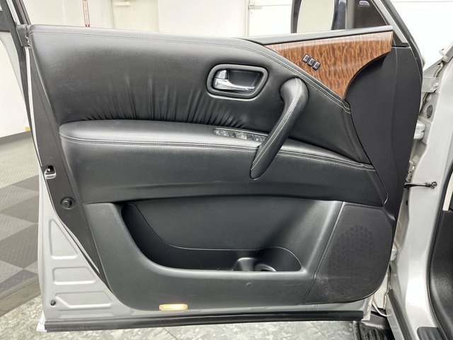 Used 2020 Brilliant Silver Metallic Nissan SL image 8