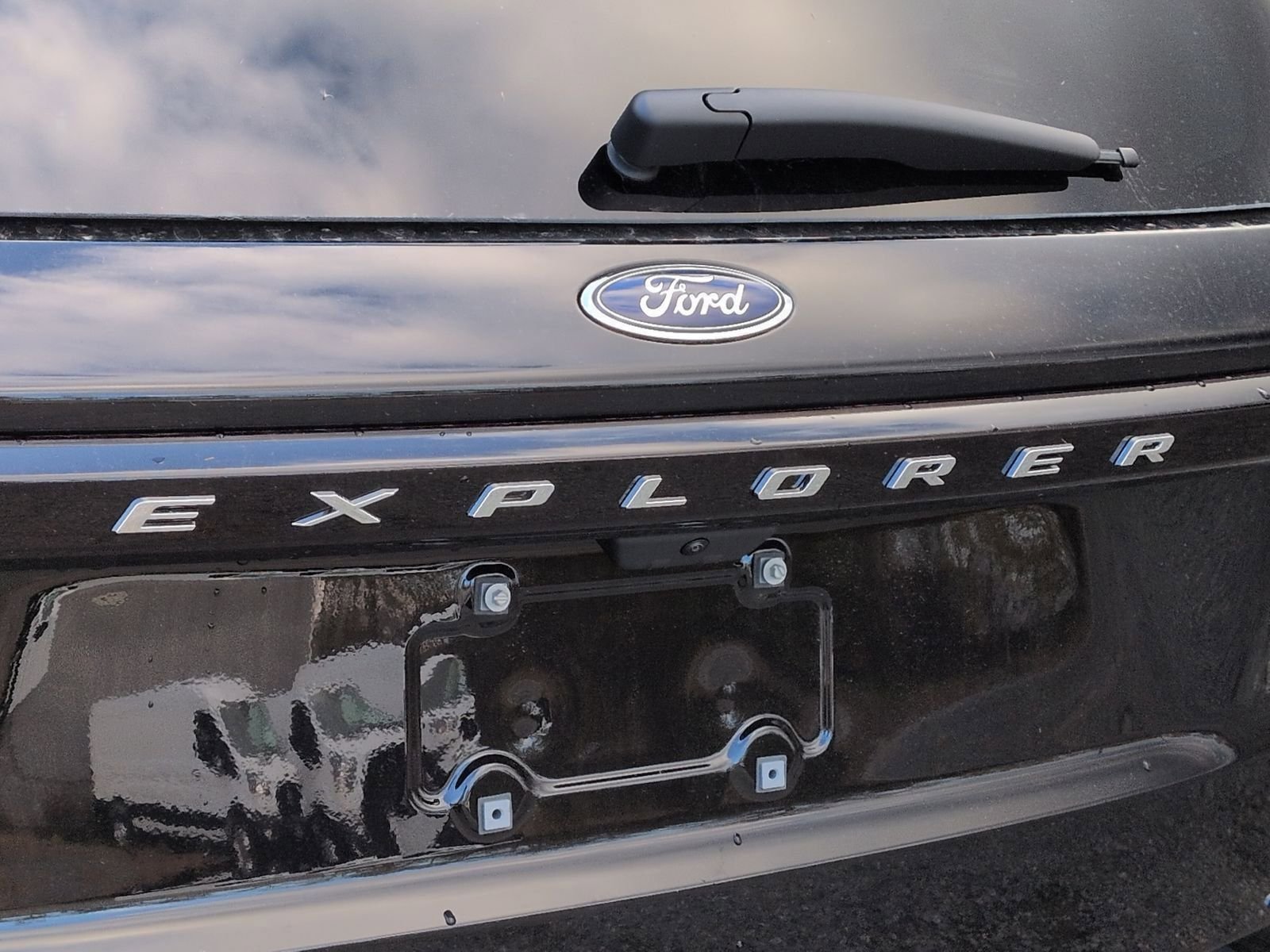 2026 Ford Explorer Active - Photo 13