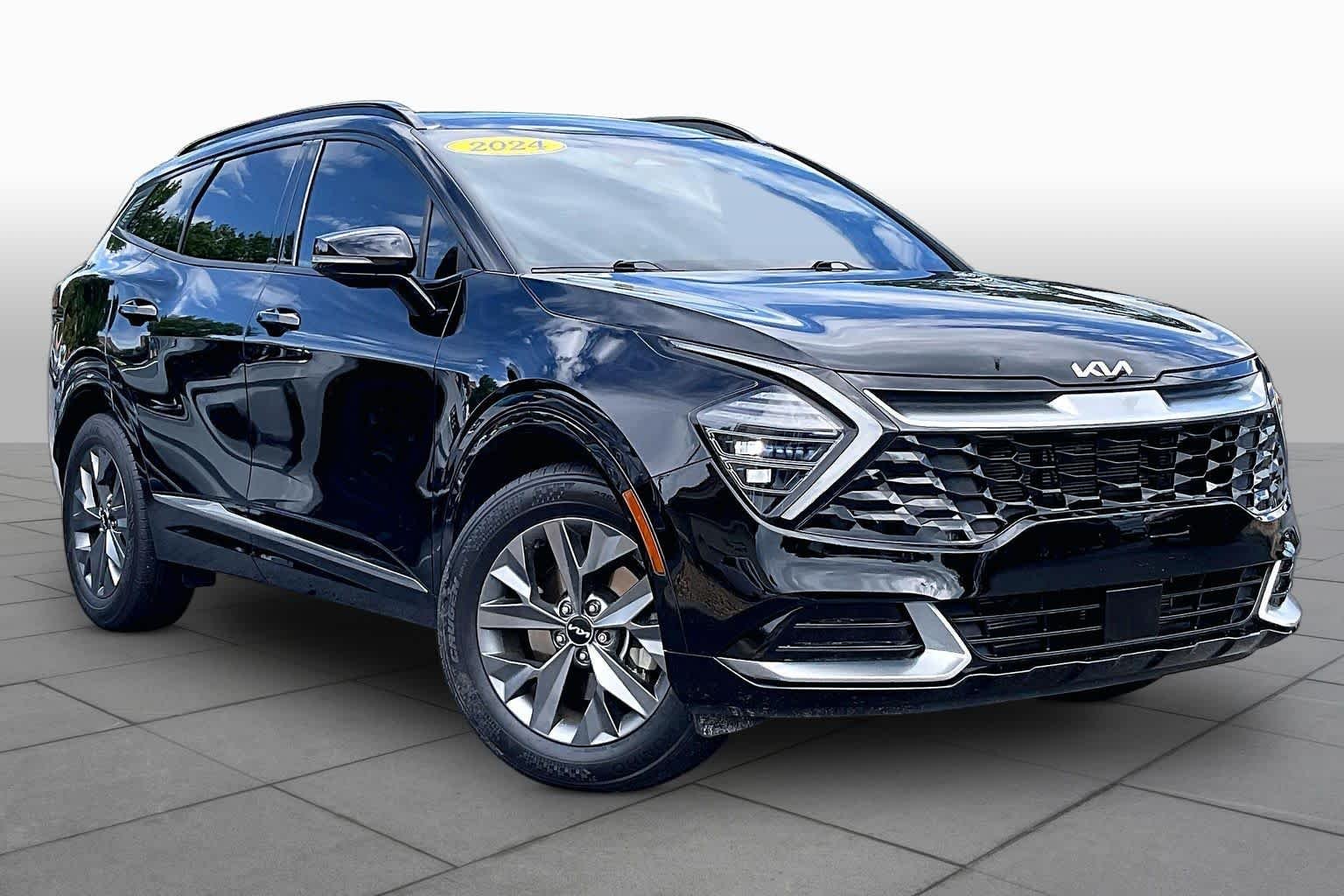 Pre-Owned 2024 Kia Sportage SX