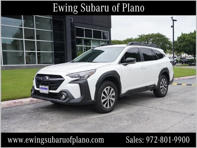 2025 Subaru Outback Premium's photo