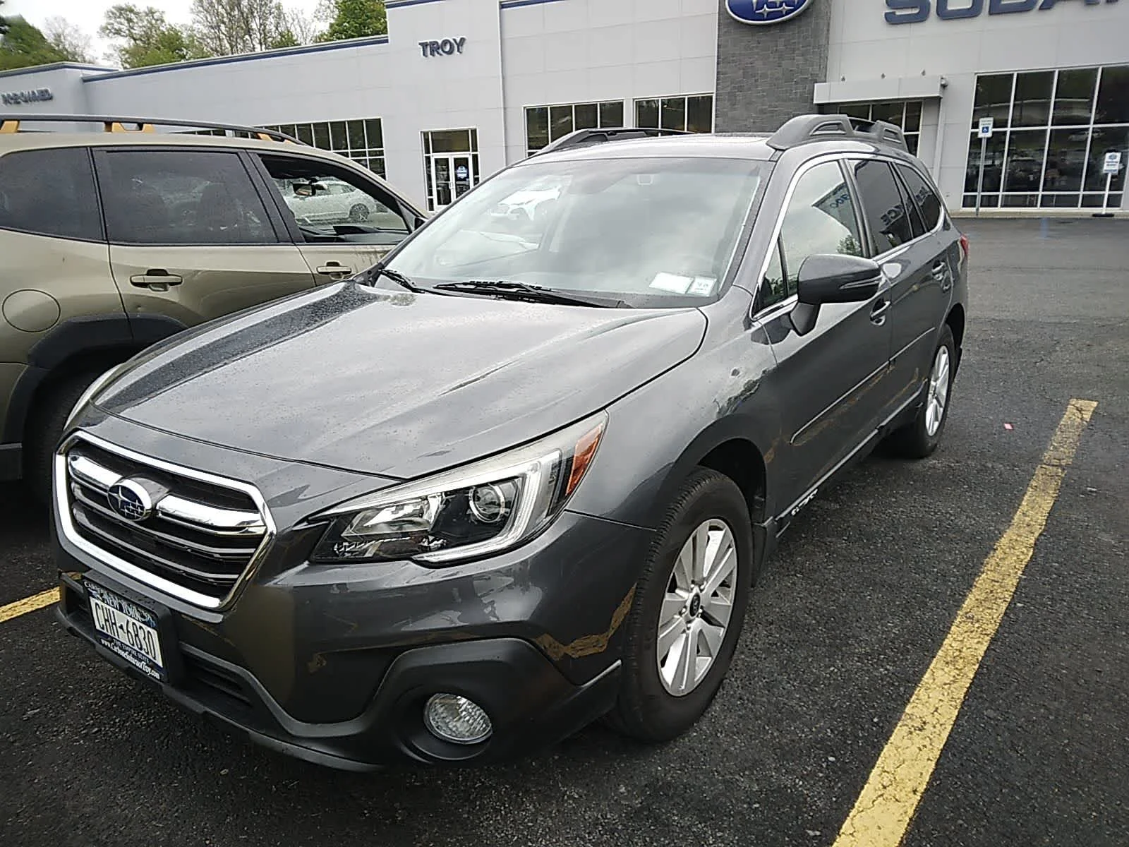 2018 Subaru Outback 2.5i Premium's photo