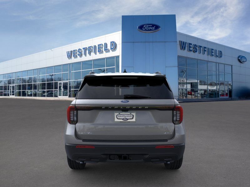 New 2026 Carbonized Gray Metallic Ford Active image 36