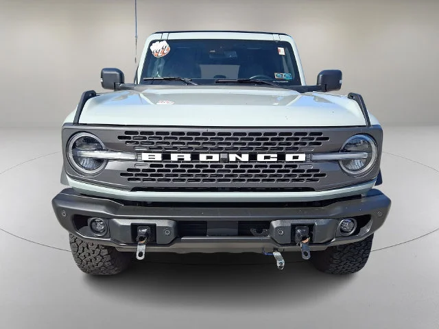 Used 2022 Green Ford Badlands image 2