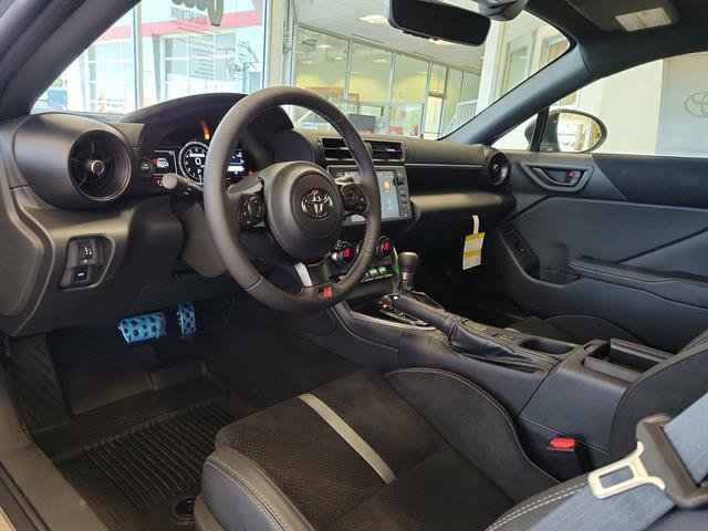 2026 Toyota GR86 Premium - Photo 14
