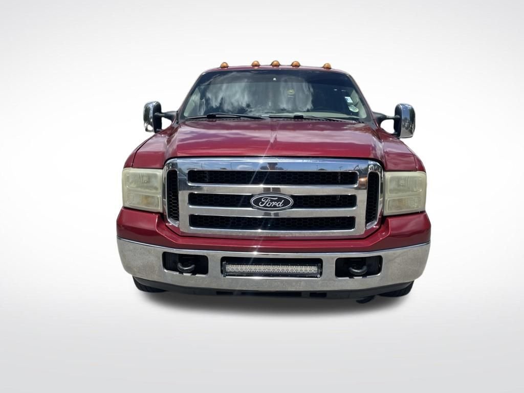 Used 2006 Red Ford  image 3