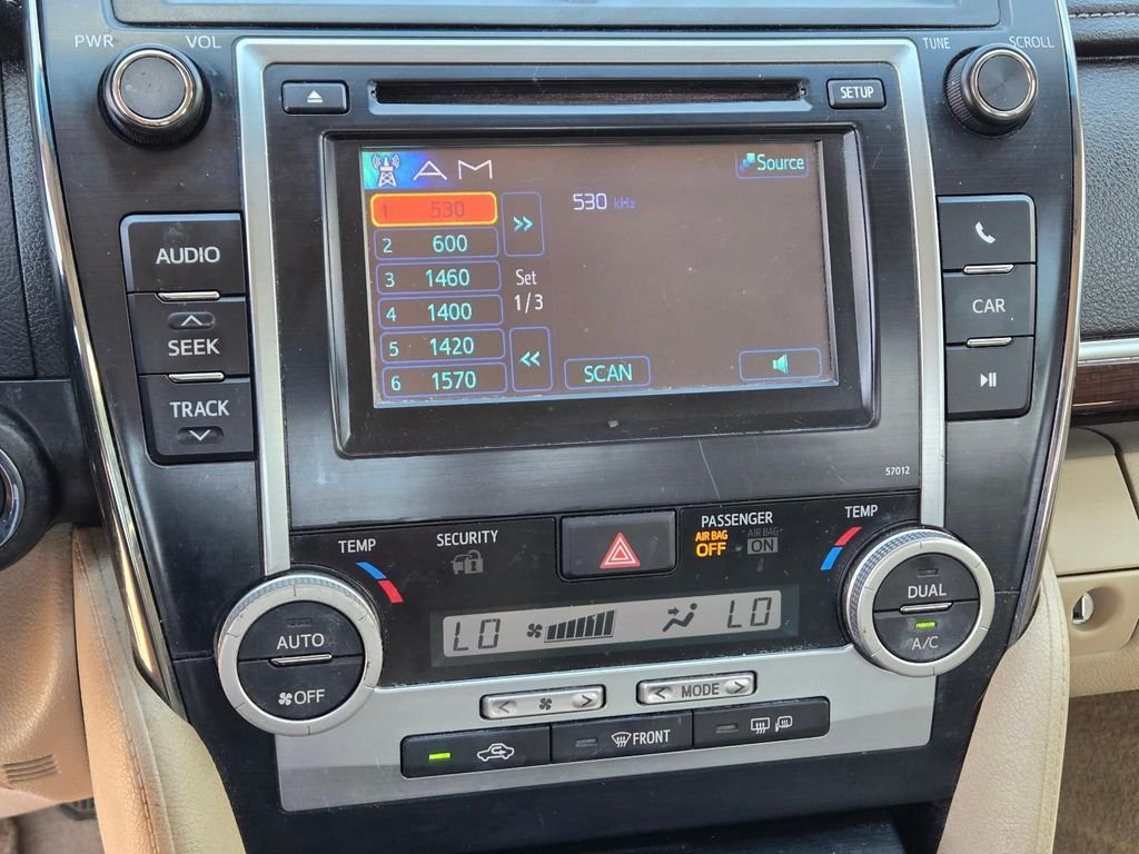 2012 Toyota Camry XLE - Photo 24